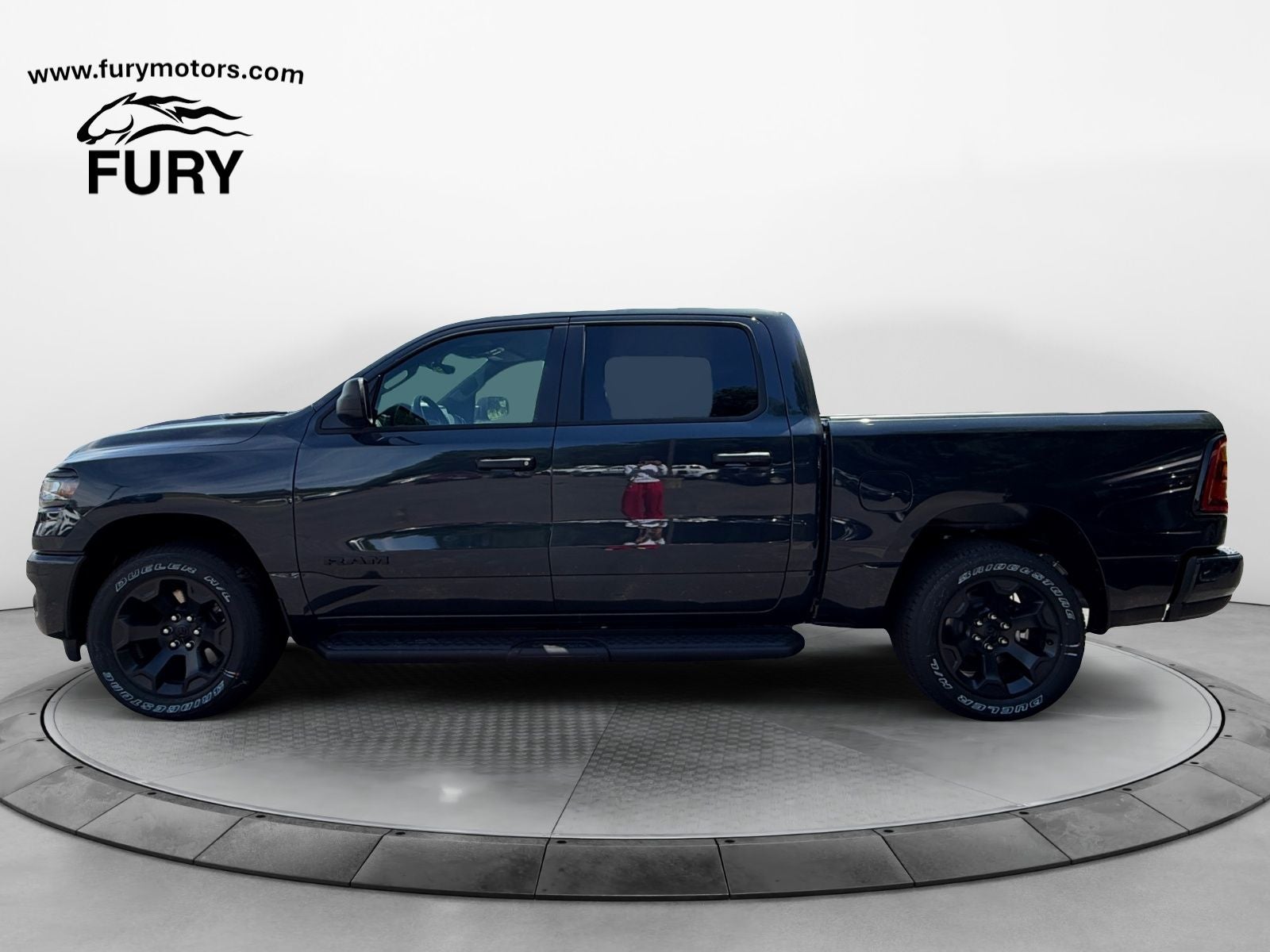 2026 RAM Ram 1500 RAM 1500 EXPRESS CREW CAB 4X4 5'7' BOX