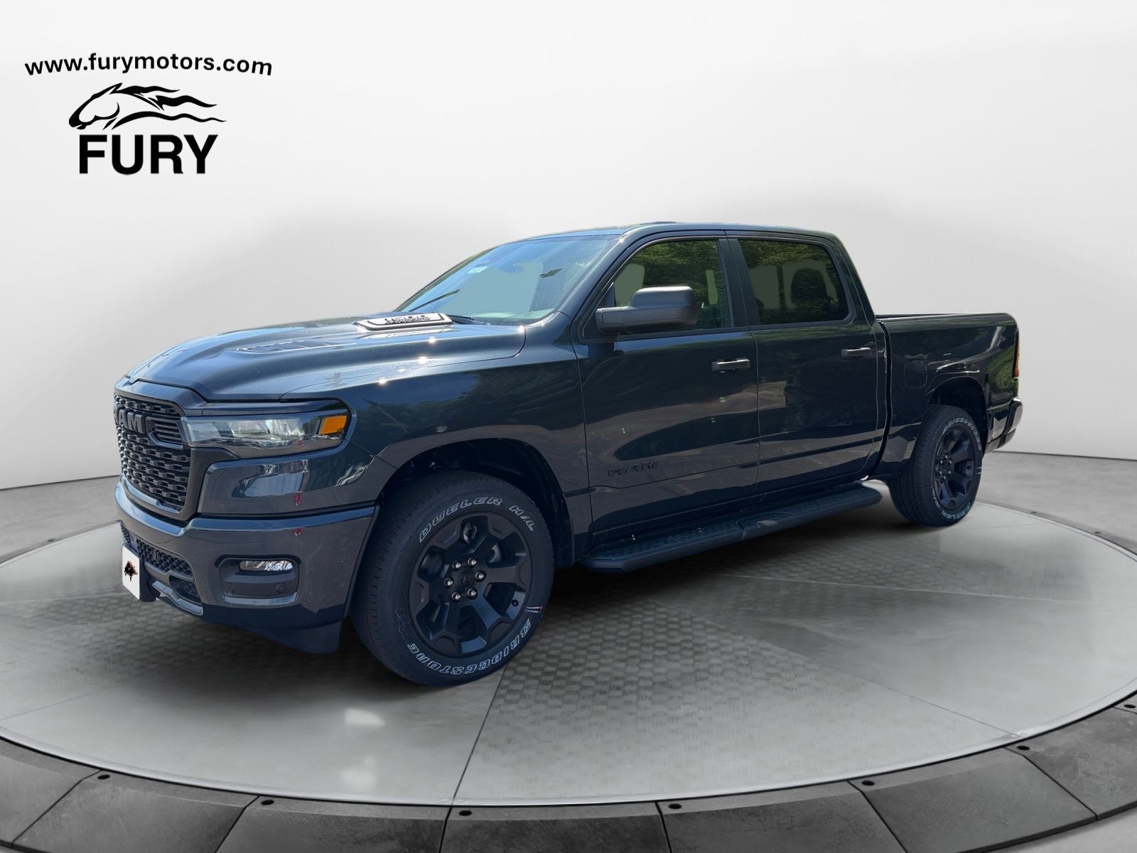 2026 RAM Ram 1500 RAM 1500 EXPRESS CREW CAB 4X4 5'7' BOX