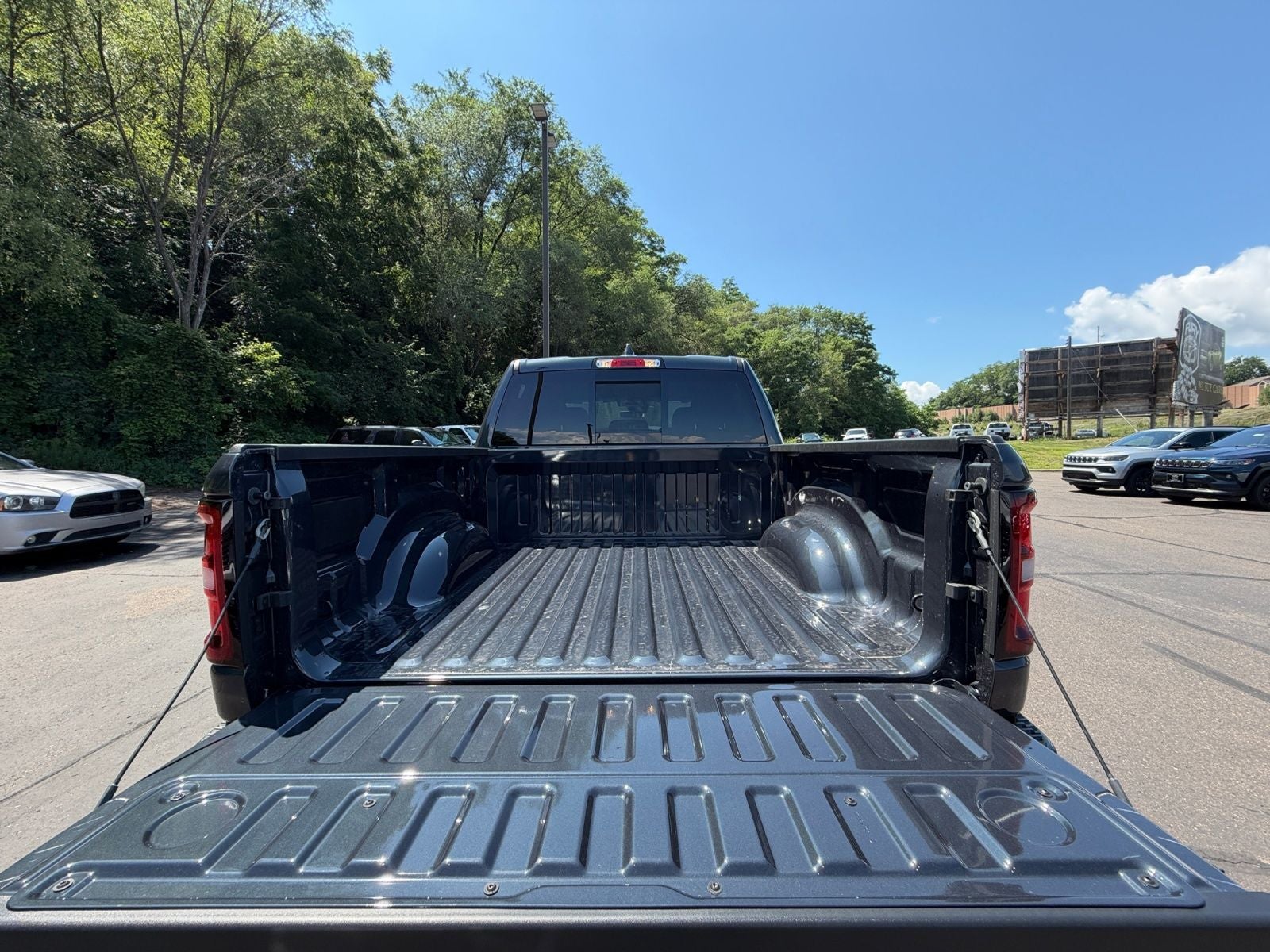 2026 RAM Ram 1500 RAM 1500 EXPRESS CREW CAB 4X4 5'7' BOX