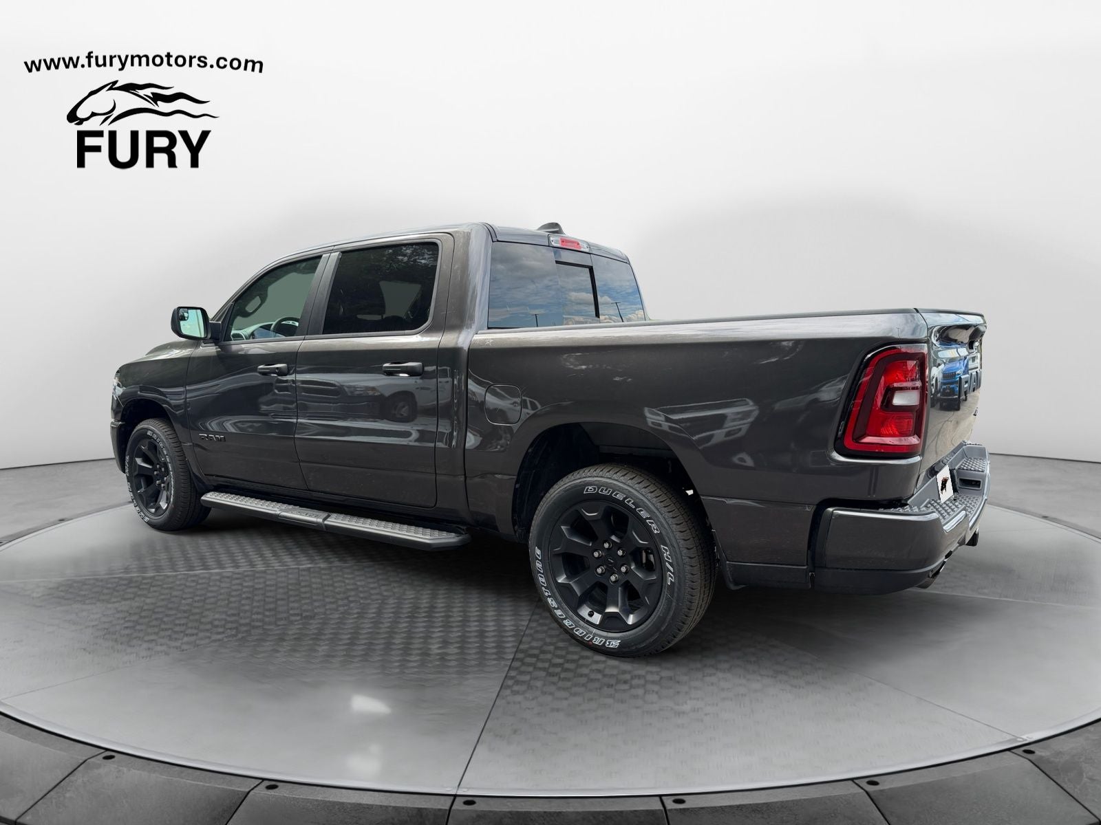 2026 RAM 1500 RAM 1500 EXPRESS CREW CAB 4X4 5'7' BOX