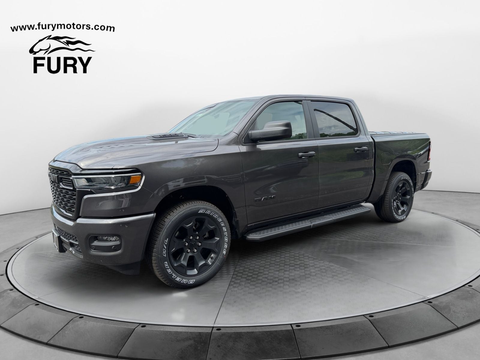 2026 RAM 1500 RAM 1500 EXPRESS CREW CAB 4X4 5'7' BOX