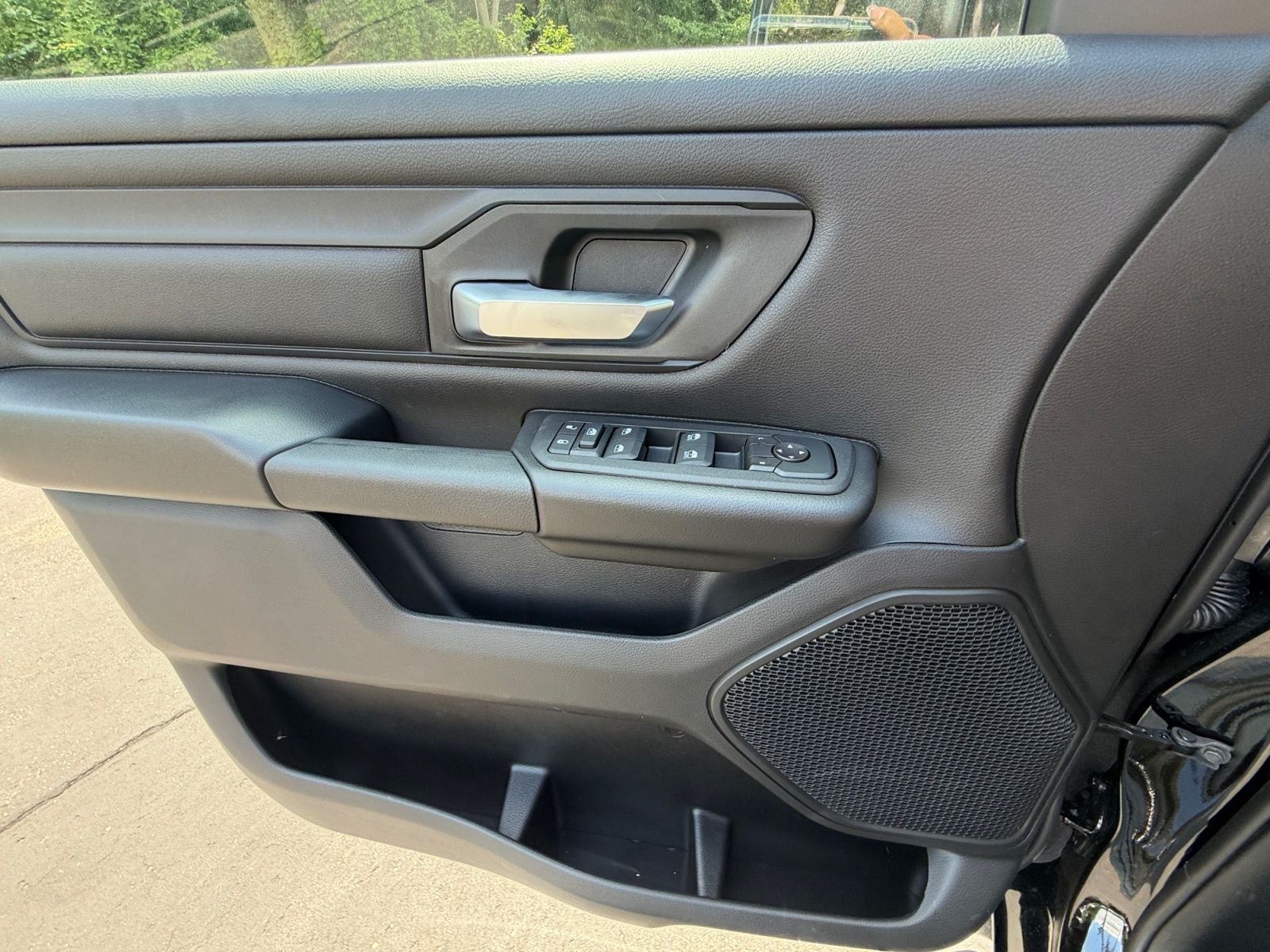 2026 RAM 1500 RAM 1500 EXPRESS CREW CAB 4X4 5'7' BOX