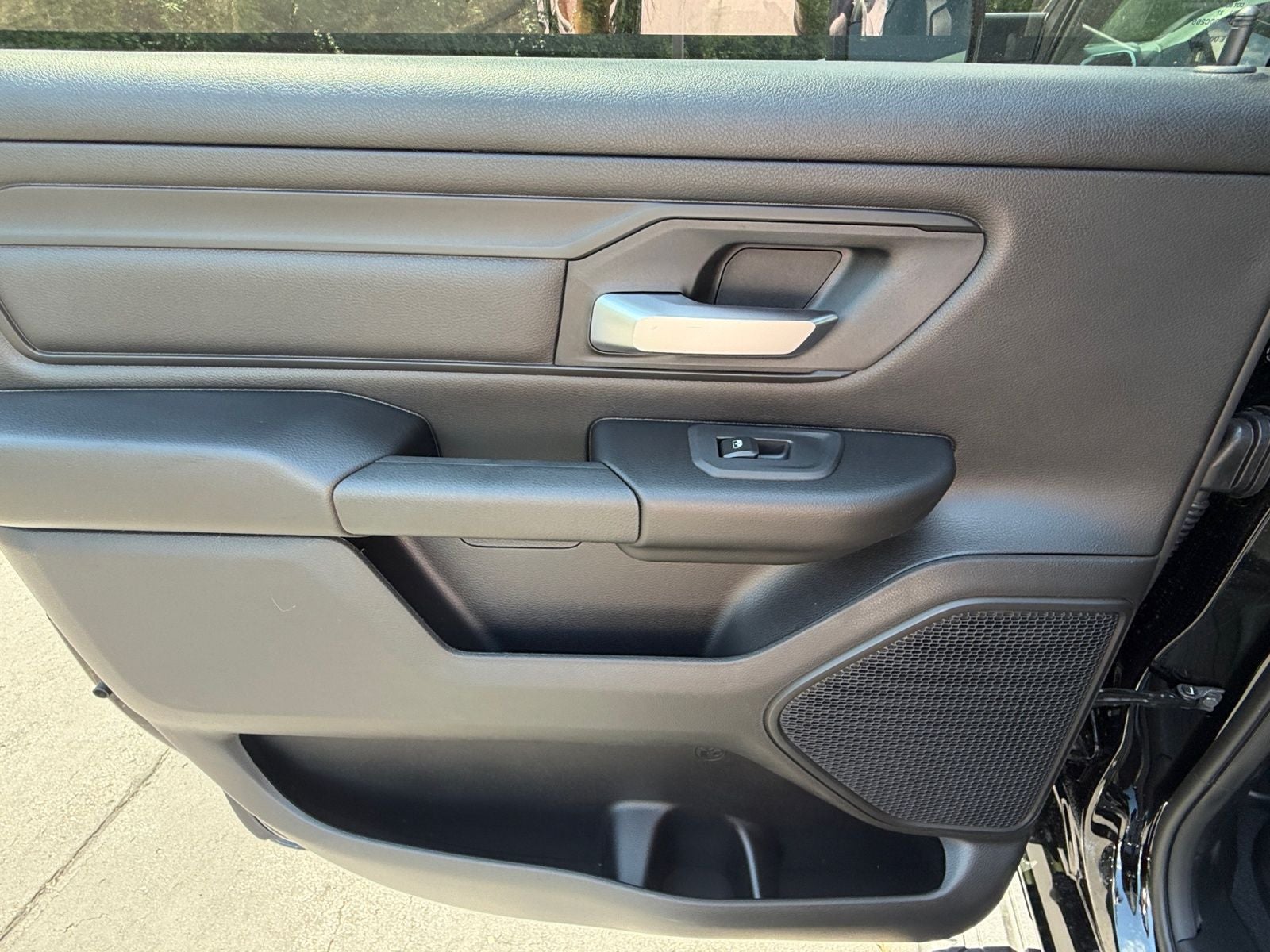 2026 RAM 1500 RAM 1500 EXPRESS CREW CAB 4X4 5'7' BOX