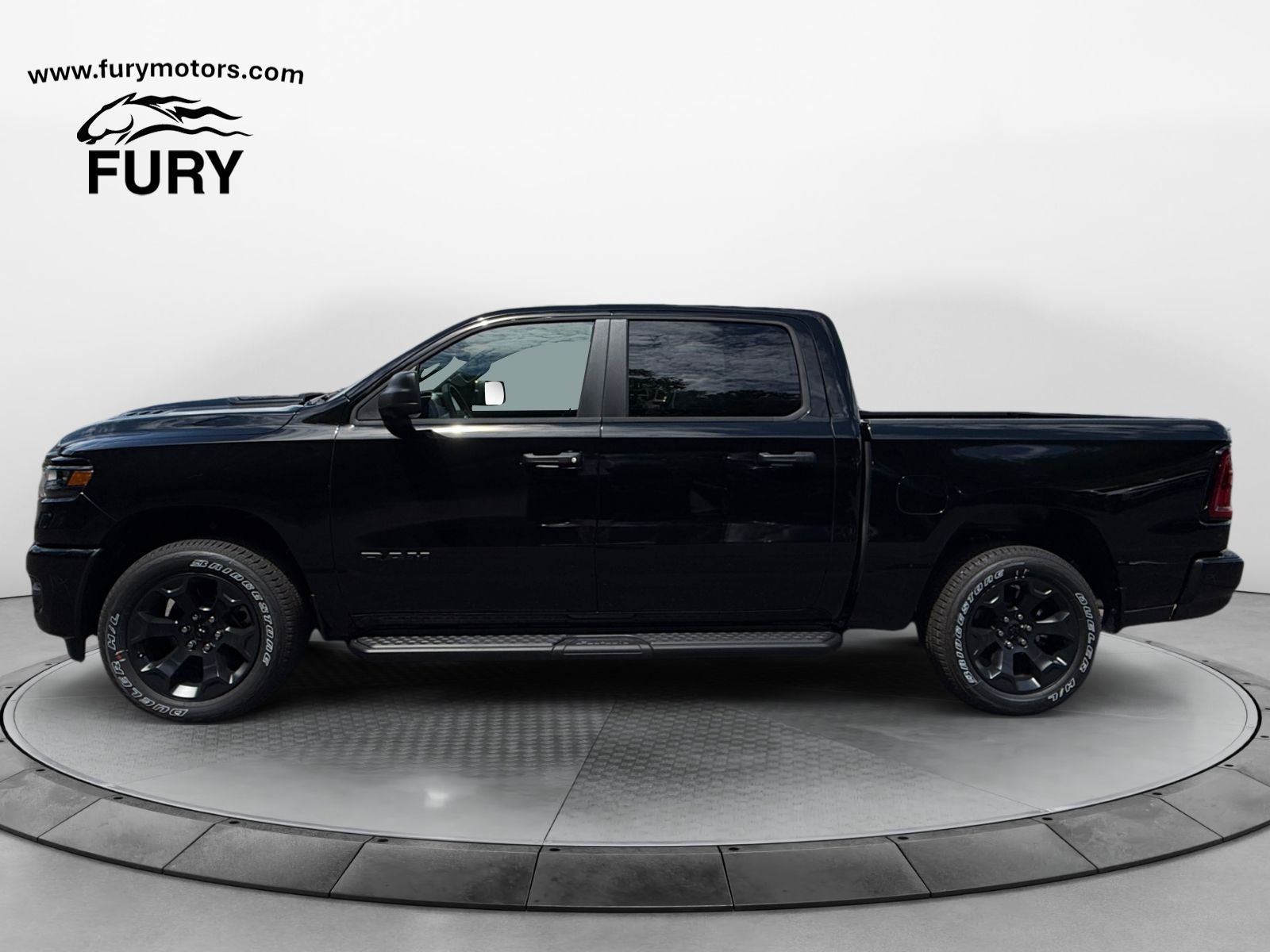2026 RAM 1500 RAM 1500 EXPRESS CREW CAB 4X4 5'7' BOX