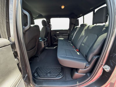 2026 RAM 1500 RAM 1500 EXPRESS CREW CAB 4X4 5'7' BOX