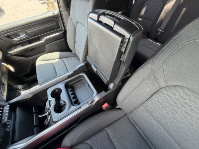 2026 RAM 1500 RAM 1500 EXPRESS CREW CAB 4X4 5'7' BOX