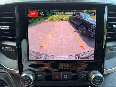 2026 RAM 1500 RAM 1500 EXPRESS CREW CAB 4X4 5'7' BOX