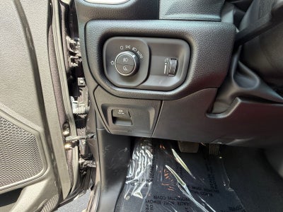 2026 RAM 1500 RAM 1500 EXPRESS CREW CAB 4X4 5'7' BOX