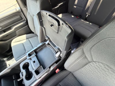 2026 RAM 1500 RAM 1500 EXPRESS CREW CAB 4X4 5'7' BOX