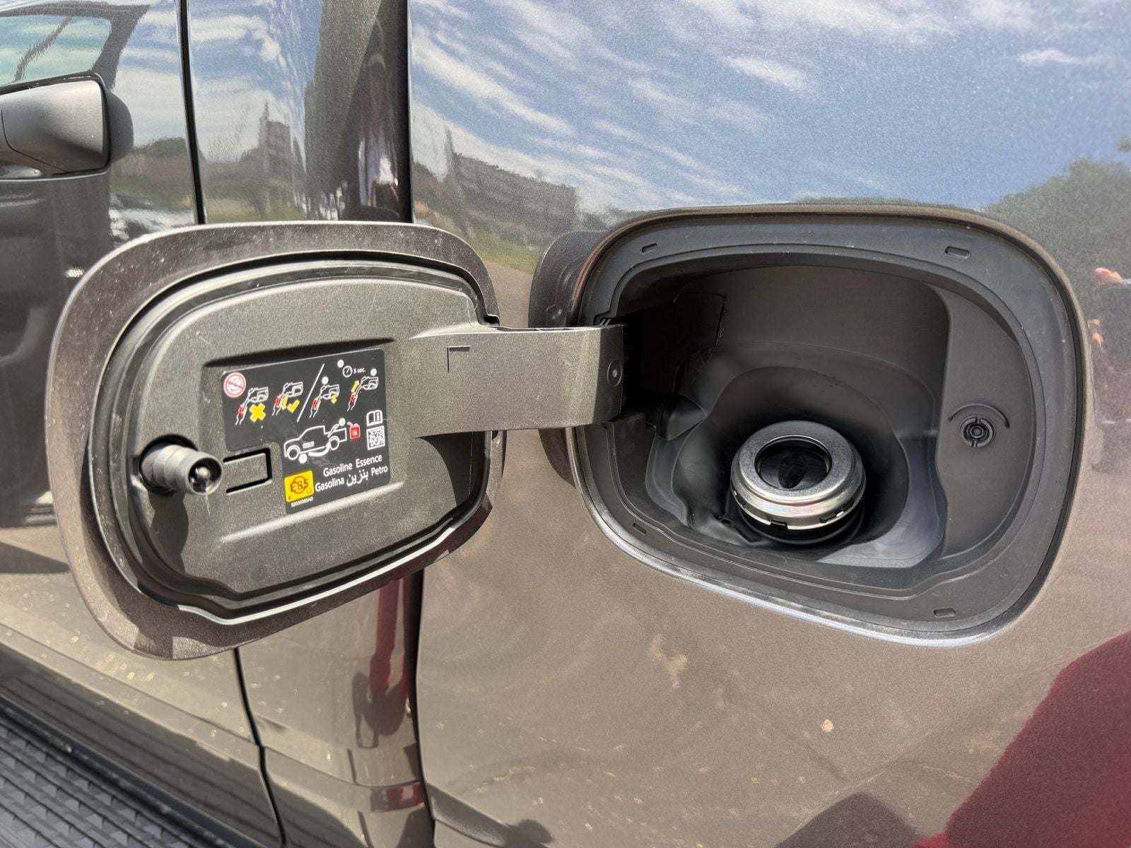 2026 RAM 1500 RAM 1500 EXPRESS CREW CAB 4X4 5'7' BOX