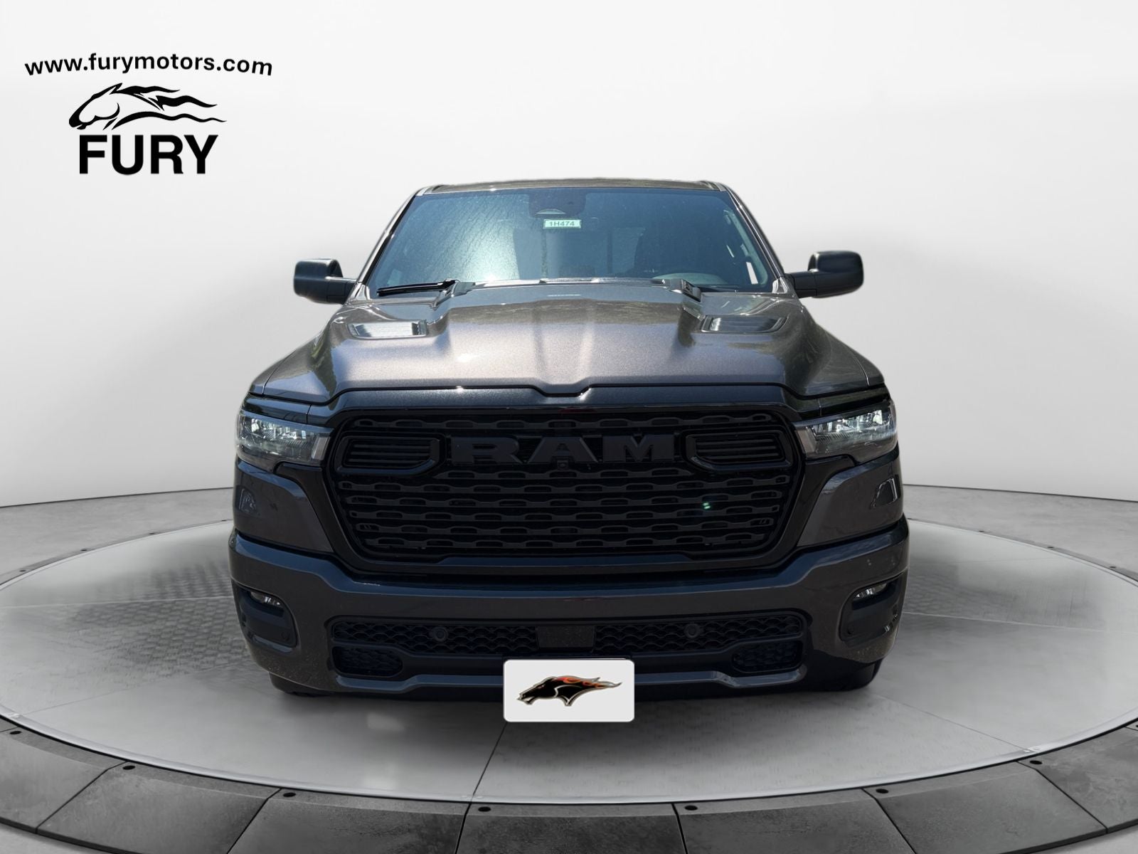 2026 RAM 1500 RAM 1500 EXPRESS CREW CAB 4X4 5'7' BOX