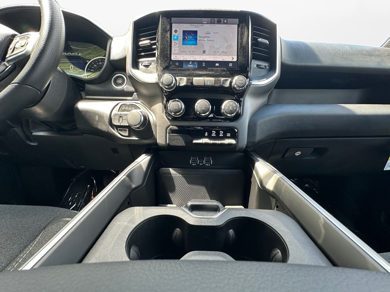 2026 RAM Ram 1500 RAM 1500 EXPRESS CREW CAB 4X4 5'7' BOX