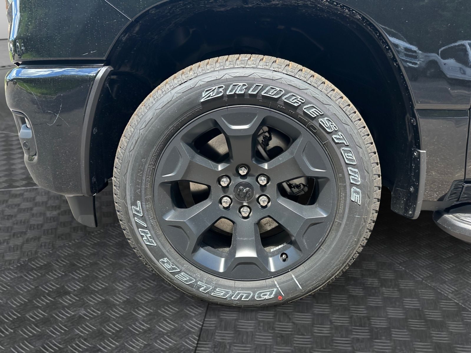 2026 RAM Ram 1500 RAM 1500 EXPRESS CREW CAB 4X4 5'7' BOX