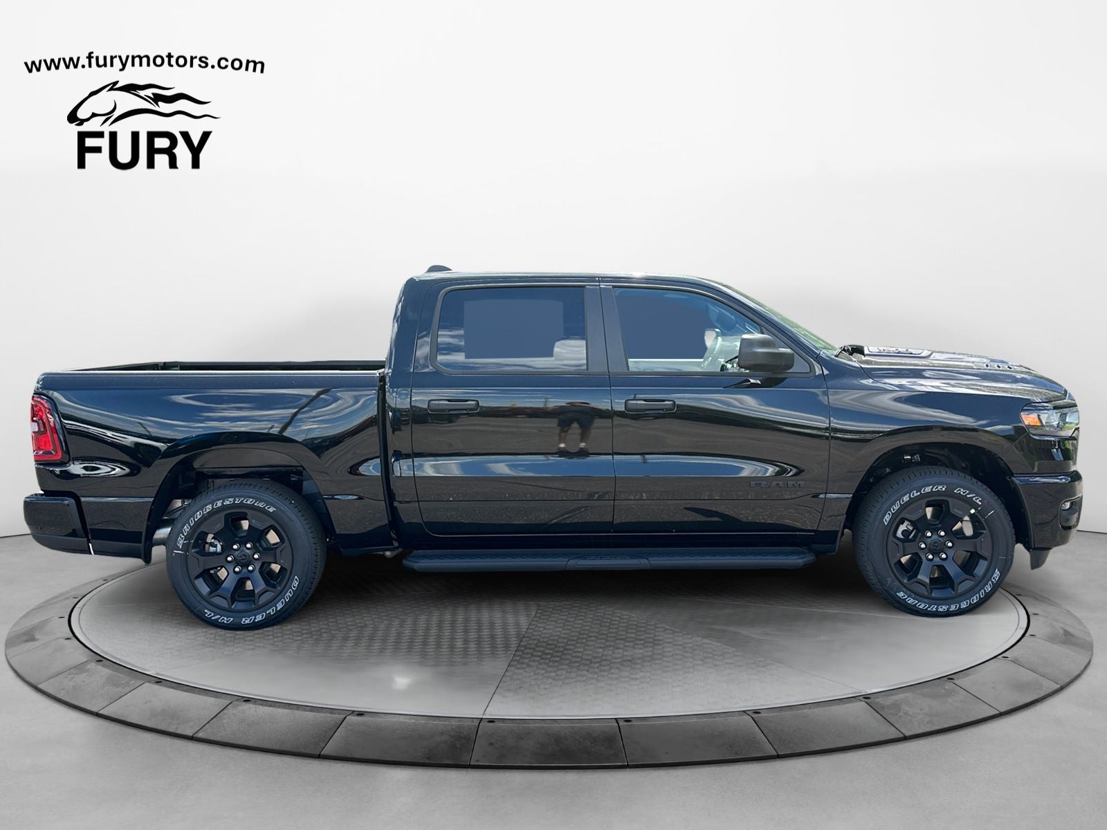 2026 RAM Ram 1500 RAM 1500 EXPRESS CREW CAB 4X4 5'7' BOX