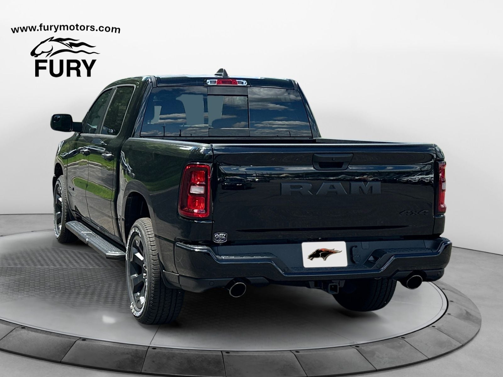 2026 RAM Ram 1500 RAM 1500 EXPRESS CREW CAB 4X4 5'7' BOX