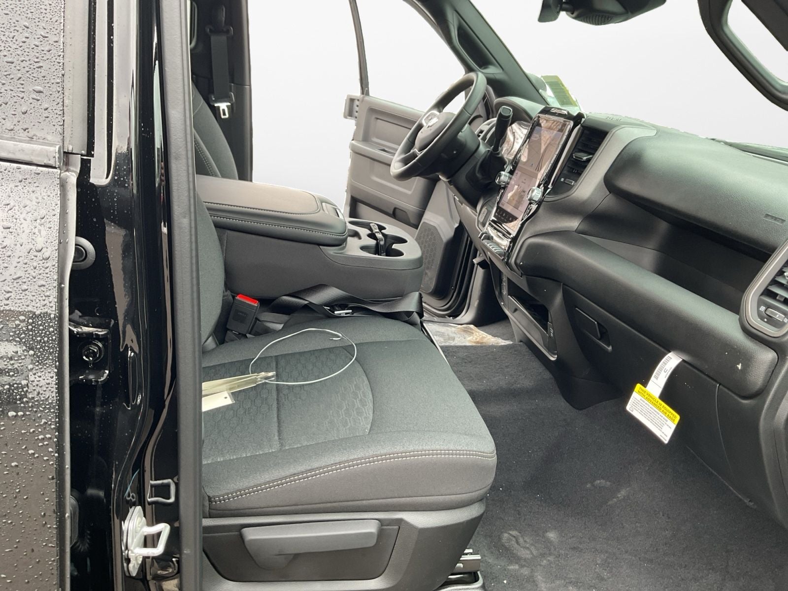2026 RAM 2500 RAM 2500 BLACK EXPRESS CREW CAB 4X4 6'4' BOX