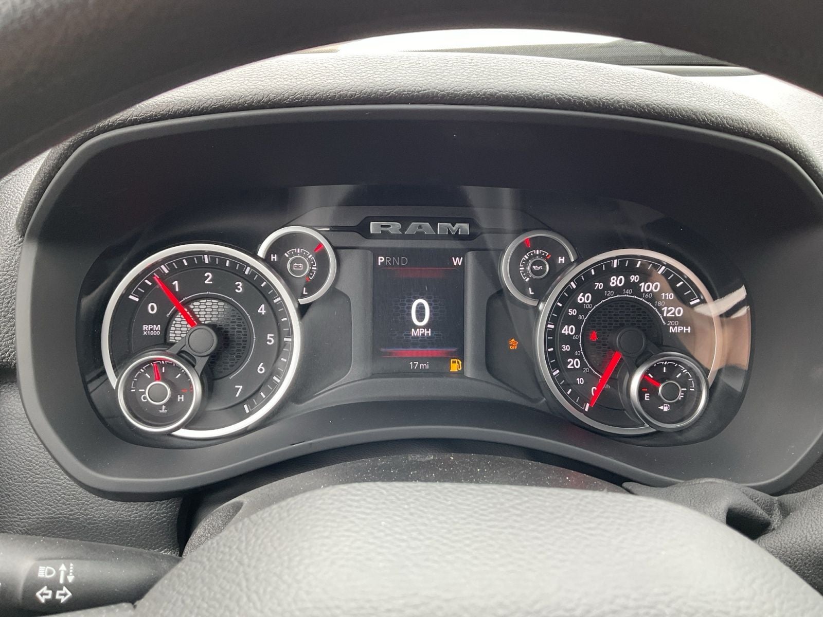 2026 RAM 2500 RAM 2500 BLACK EXPRESS CREW CAB 4X4 6'4' BOX