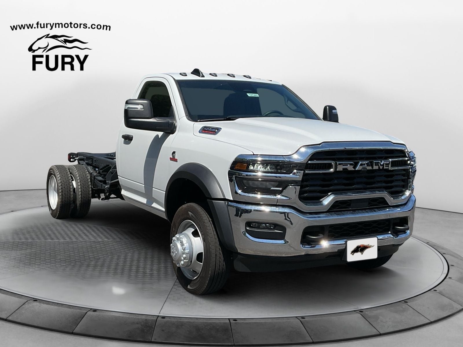 2026 RAM 5500 Chassis RAM 5500 TRADESMAN CHASSIS REGULAR CAB 4X4 84' CA