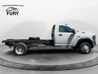 2026 RAM 5500 Chassis RAM 5500 TRADESMAN CHASSIS REGULAR CAB 4X4 84' CA