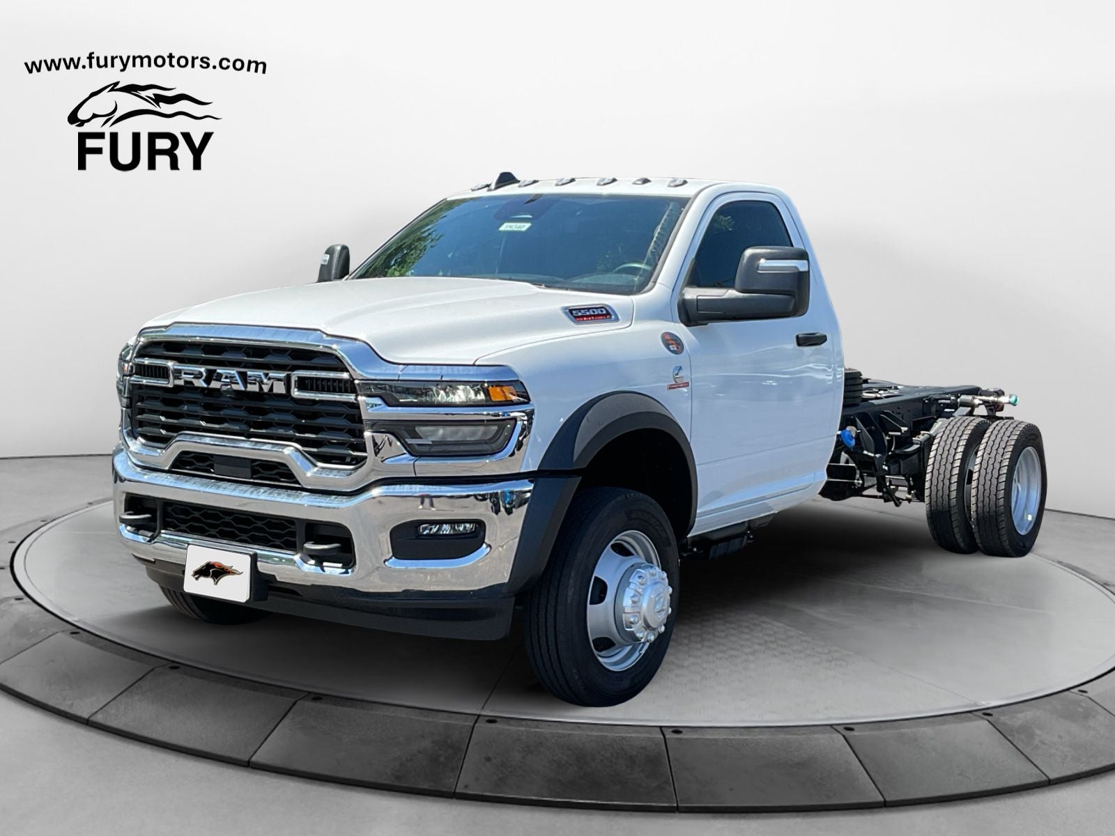 2026 RAM 5500 Chassis RAM 5500 TRADESMAN CHASSIS REGULAR CAB 4X4 84' CA