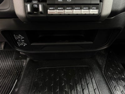 2026 RAM 5500 Chassis RAM 5500 TRADESMAN CHASSIS REGULAR CAB 4X4 84' CA