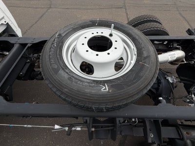 2026 RAM 5500 Chassis RAM 5500 TRADESMAN CHASSIS REGULAR CAB 4X4 84' CA