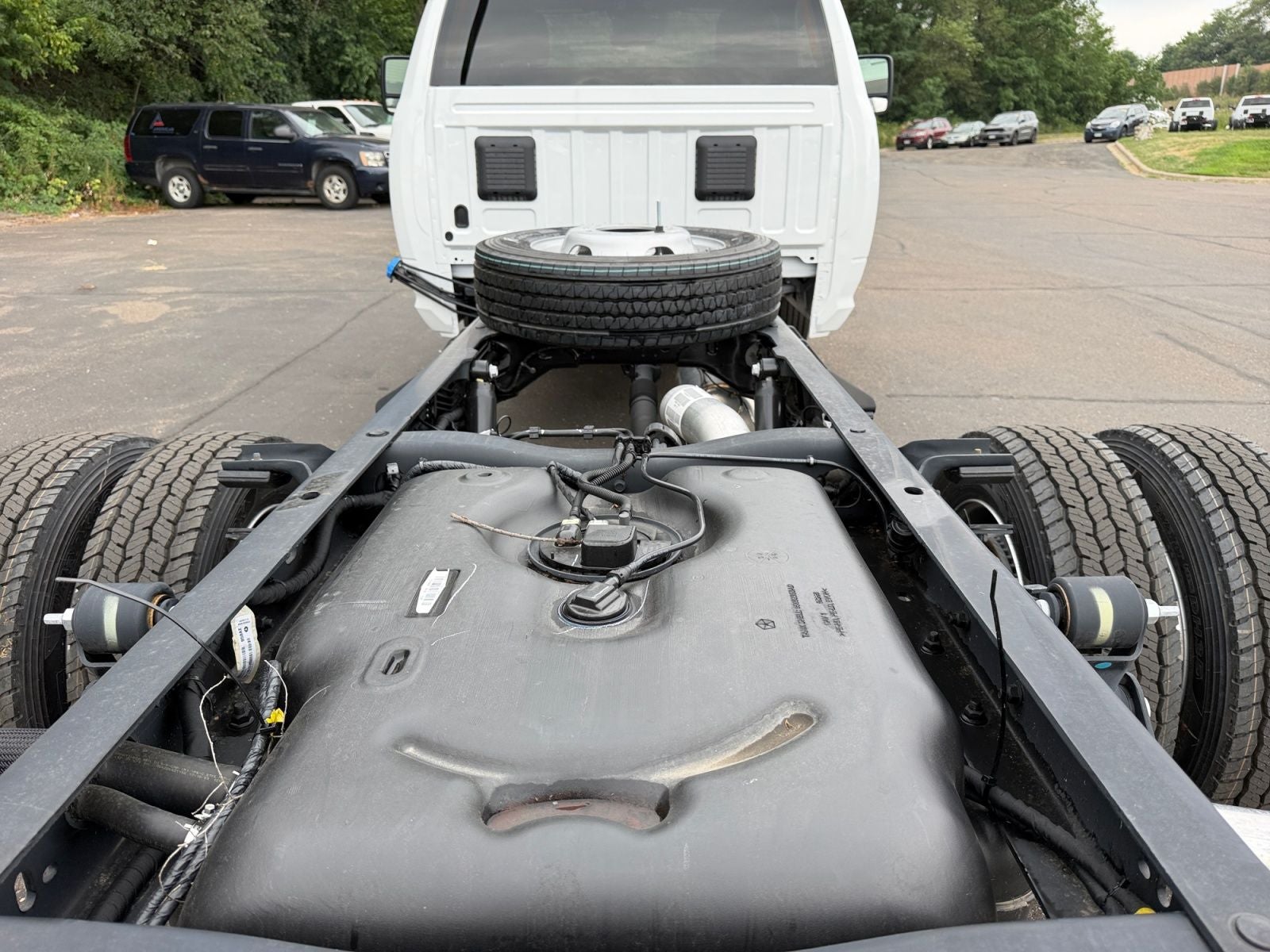 2026 RAM 5500 Chassis RAM 5500 TRADESMAN CHASSIS REGULAR CAB 4X4 84' CA