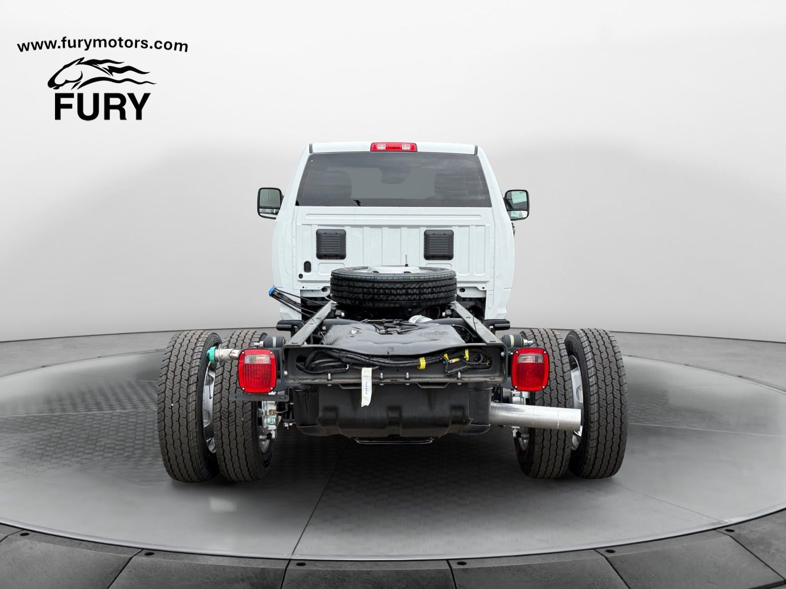 2026 RAM 5500 Chassis RAM 5500 TRADESMAN CHASSIS REGULAR CAB 4X4 84' CA
