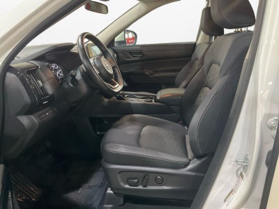 2024 Nissan Pathfinder SV 4WD