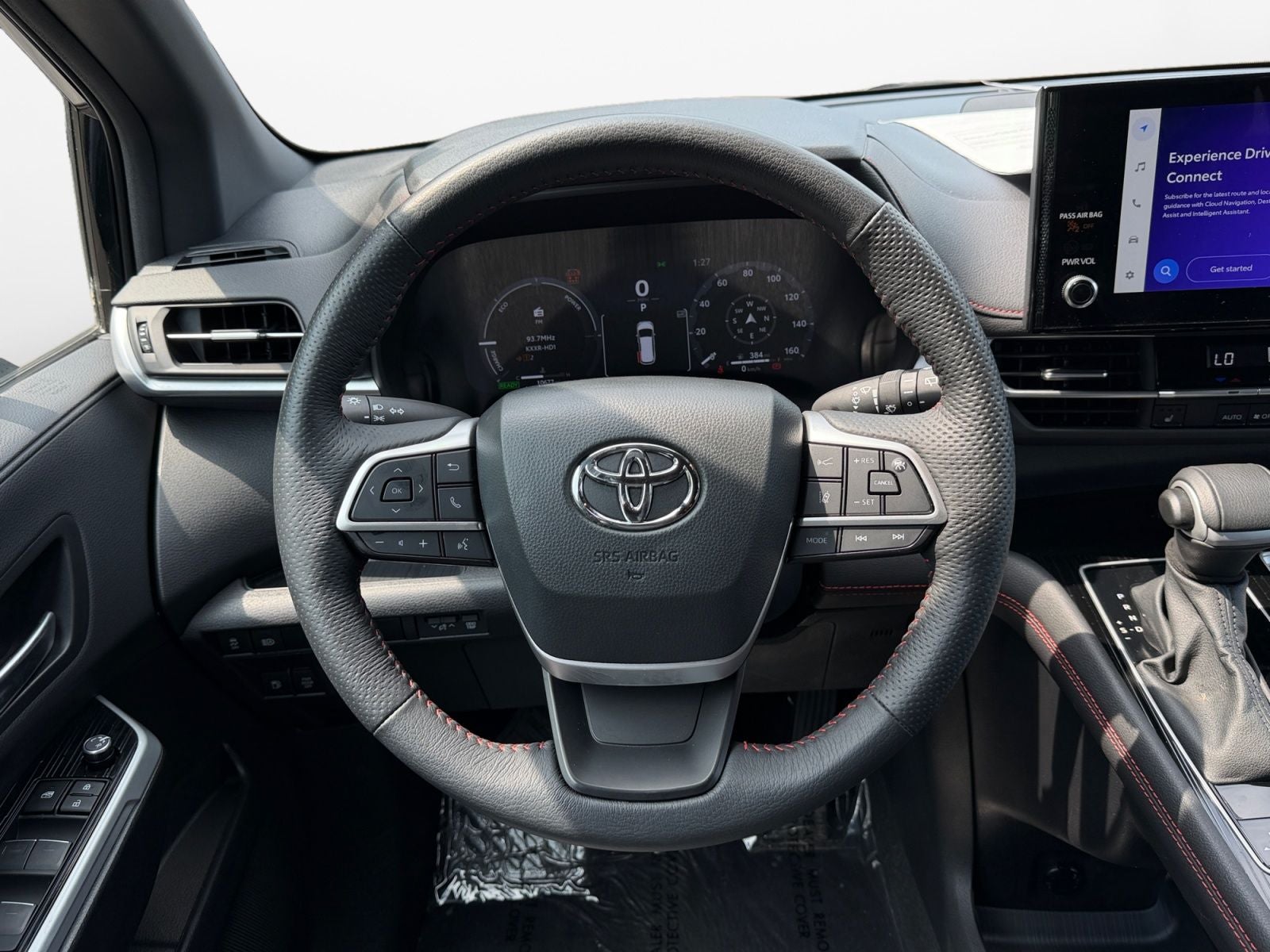 2025 Toyota Sienna Base