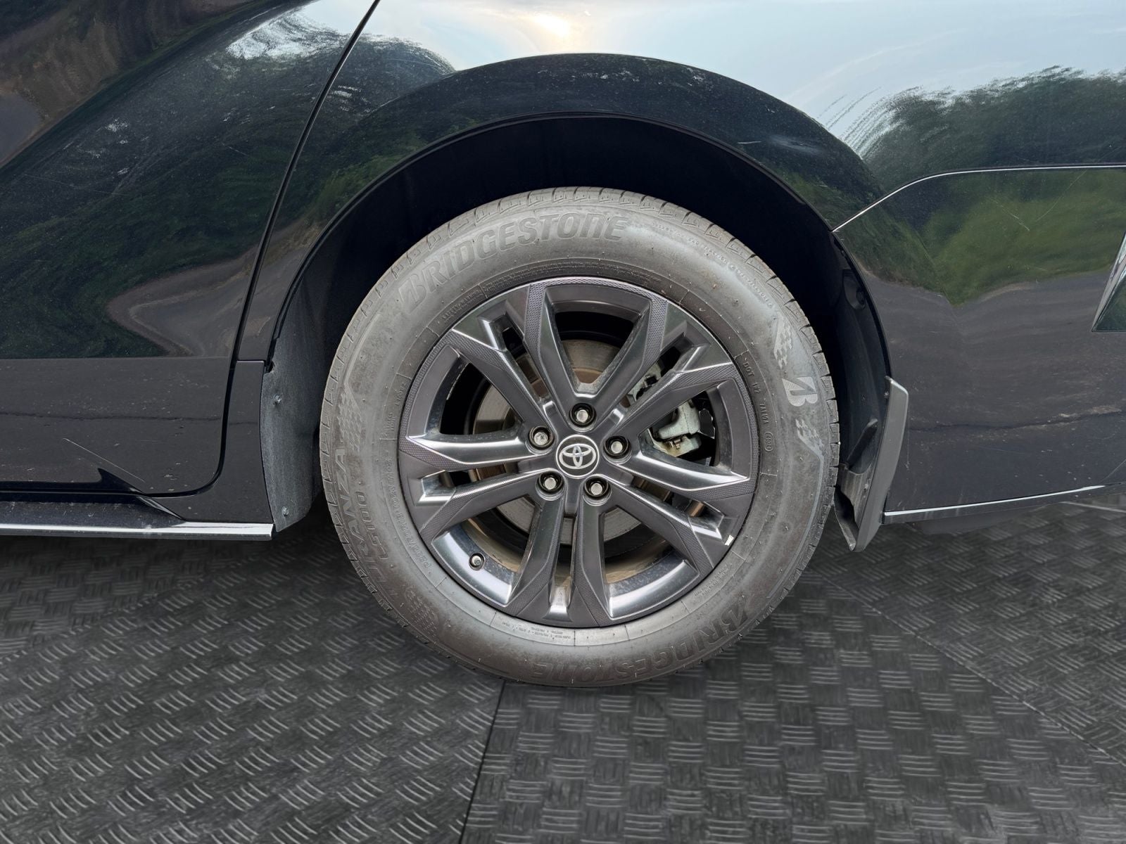 2025 Toyota Sienna Base