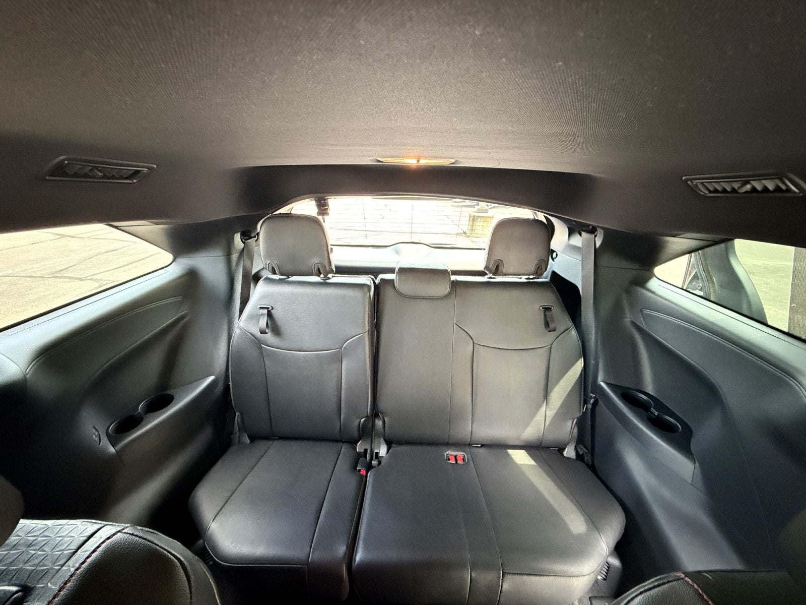 2025 Toyota Sienna Base