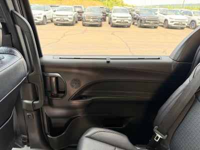 2025 Toyota Sienna Base