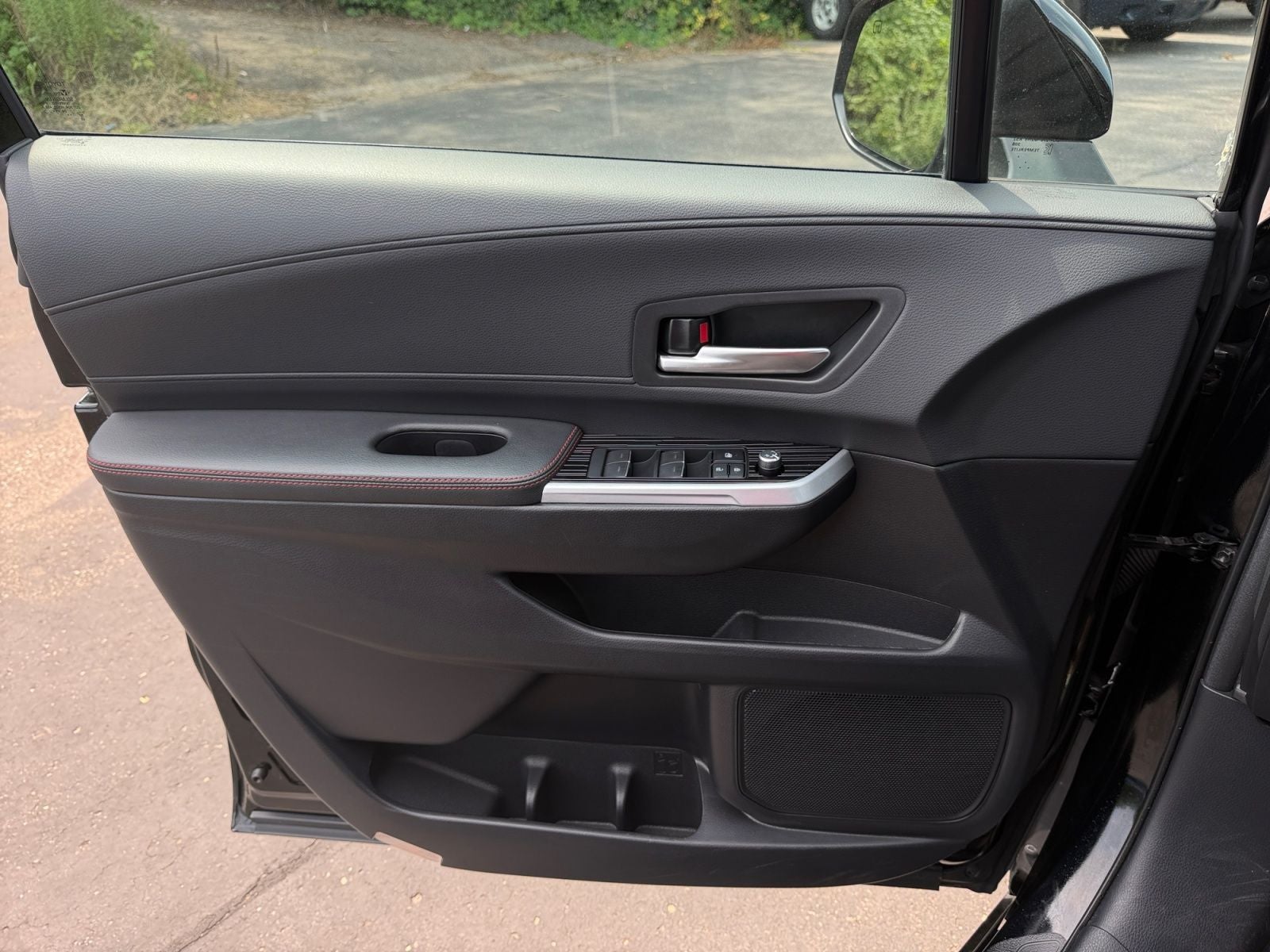2025 Toyota Sienna Base