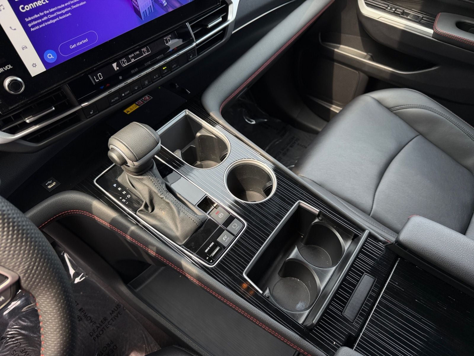 2025 Toyota Sienna Base