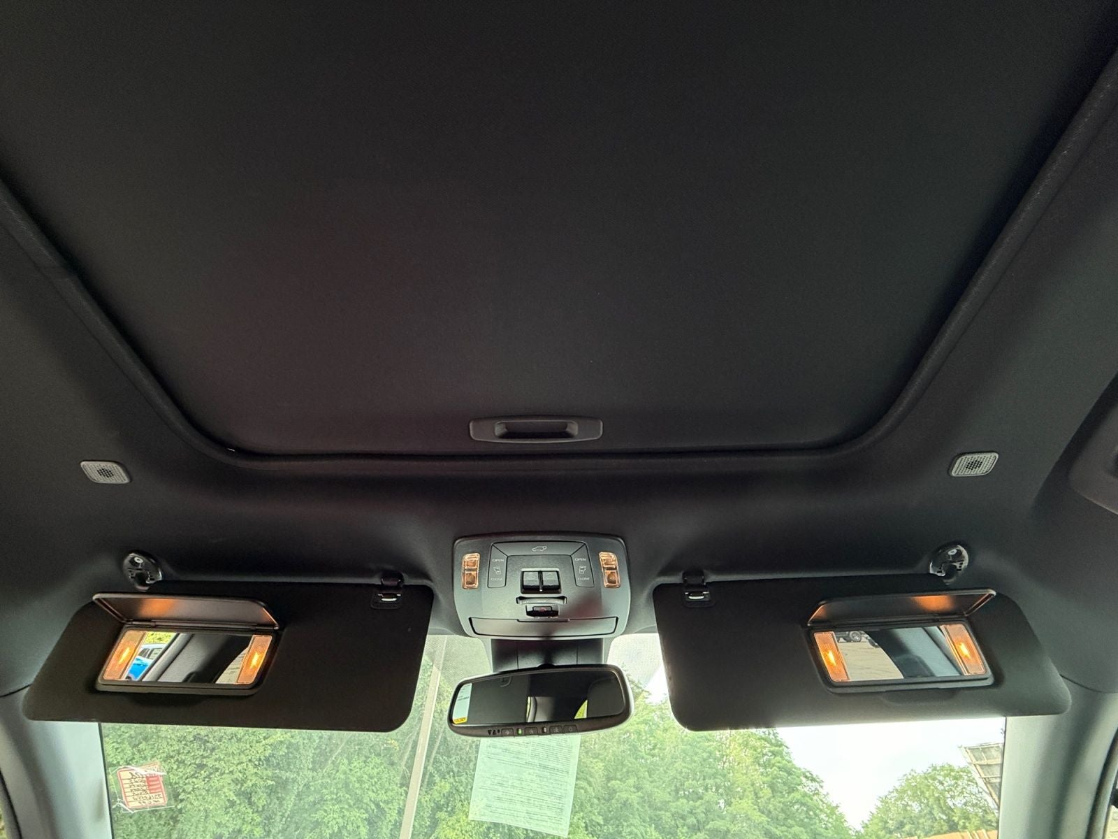 2025 Toyota Sienna Base
