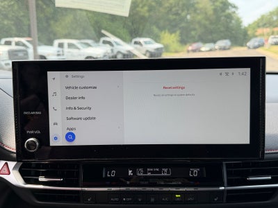 2025 Toyota Sienna Base