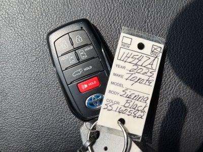 2025 Toyota Sienna Base
