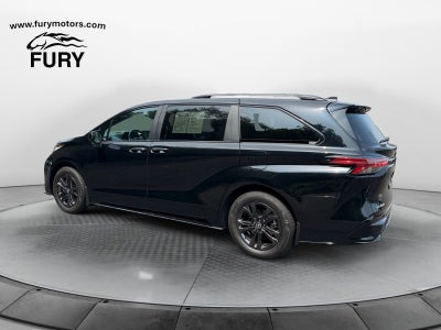 2025 Toyota Sienna Base