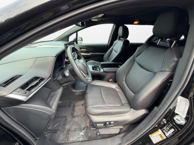 2025 Toyota Sienna Base