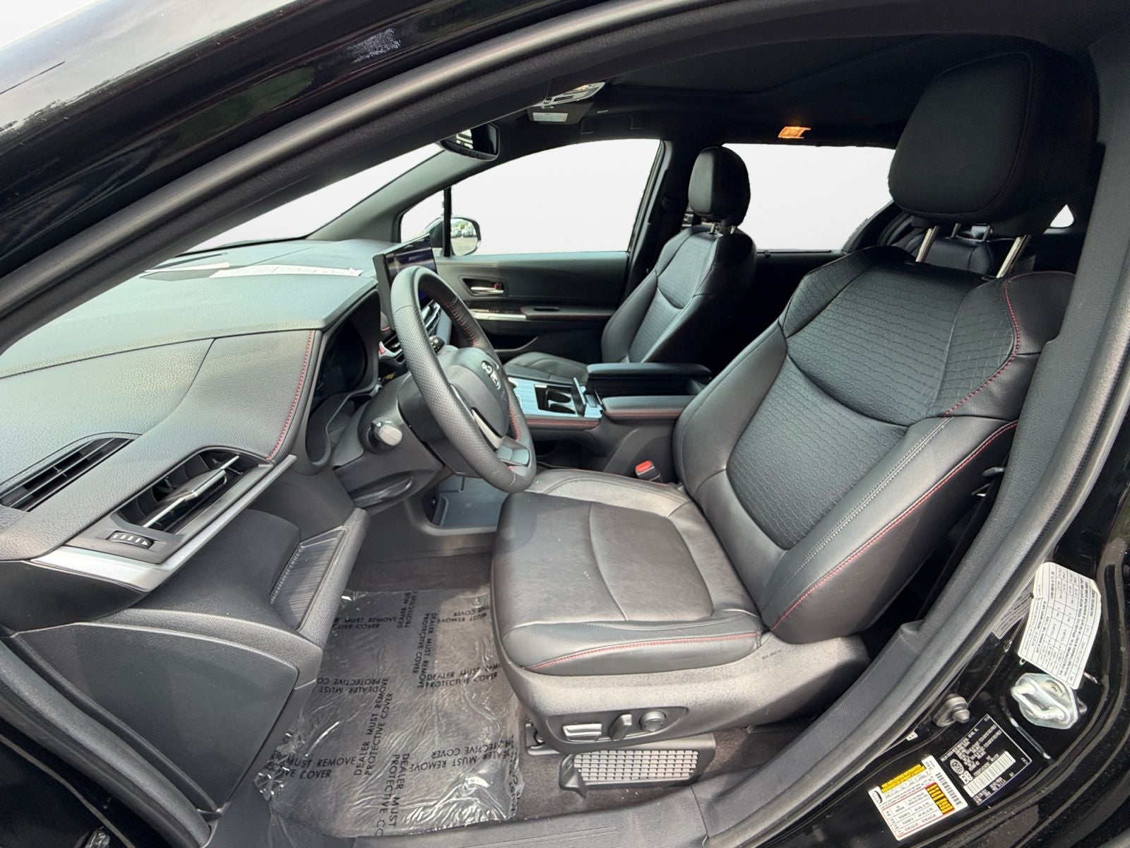 2025 Toyota Sienna Base