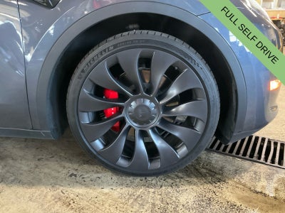2023 Tesla Model Y Performance Dual Motor All-Wheel Drive