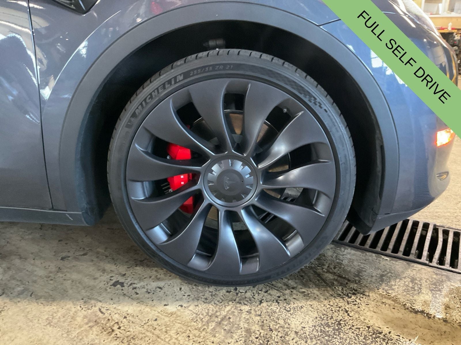 2023 Tesla Model Y Performance Dual Motor All-Wheel Drive