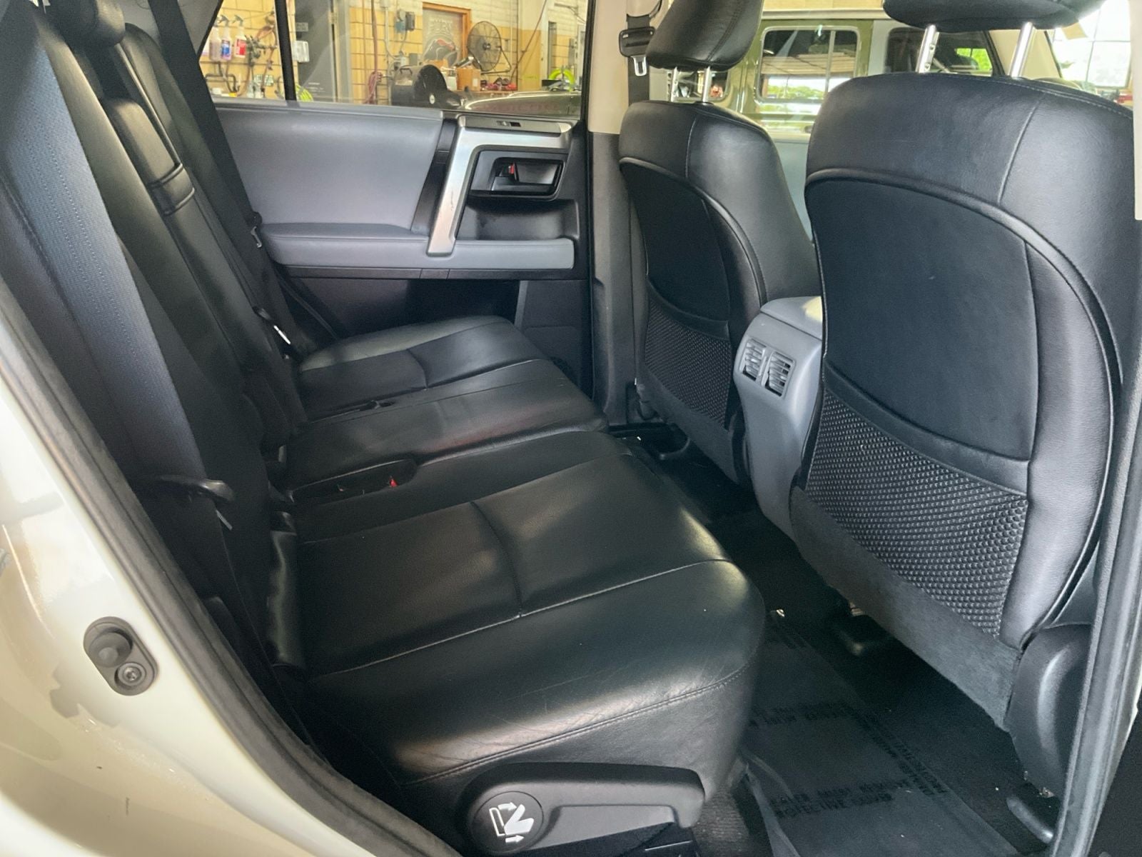 2013 Toyota 4Runner SR5