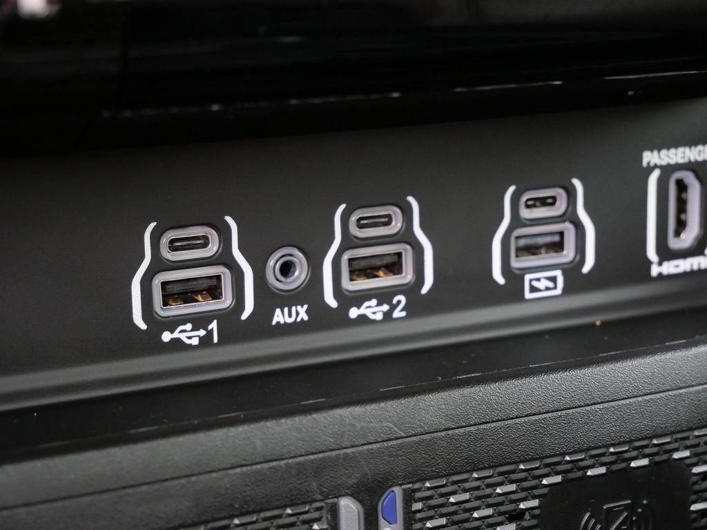 2025 RAM 1500 Limited Longhorn Crew Cab 4x4 5'7" Box