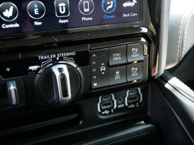 2021 RAM 1500 Limited Crew Cab 4x4 5'7" Box