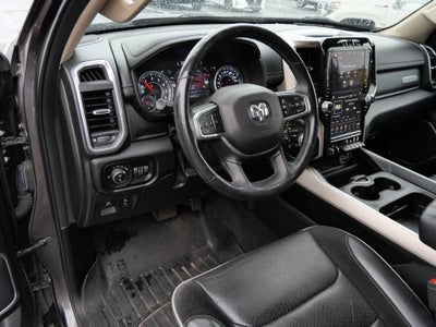 2019 RAM 1500 Laramie Crew Cab 4x4 5'7" Box