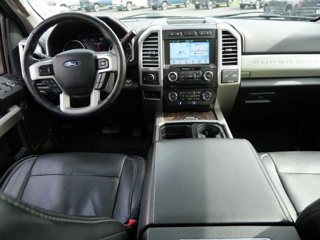 2017 Ford Super Duty F-350 SRW Platinum