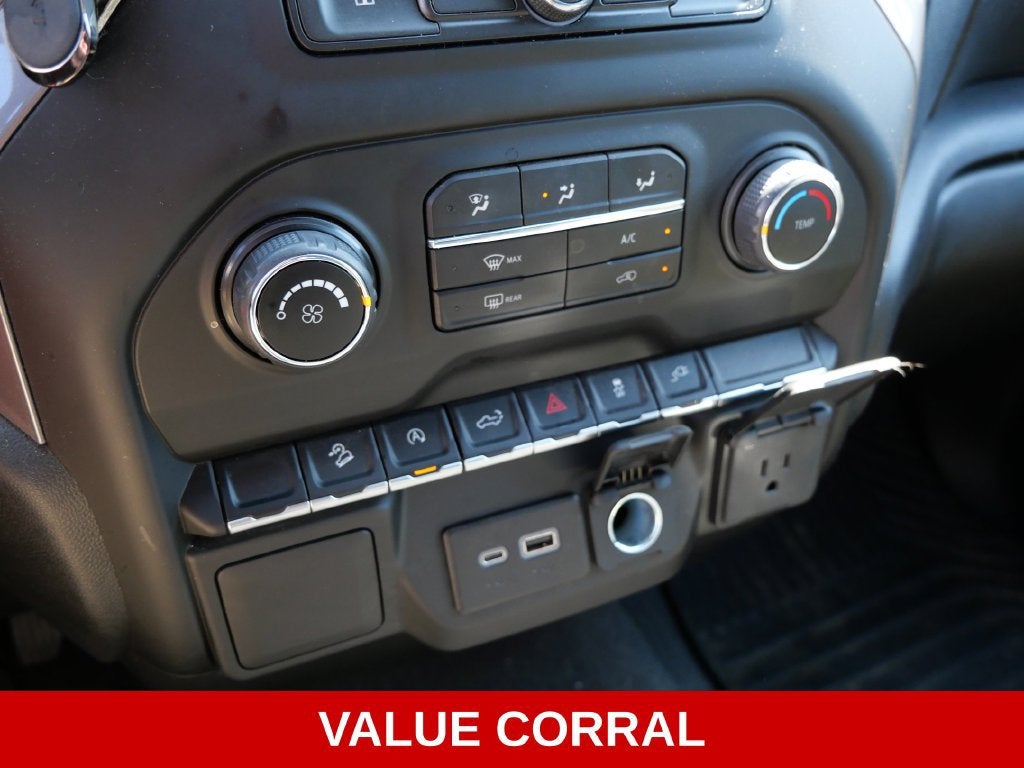2022 Chevrolet Silverado 1500 LTD Custom Trail Boss