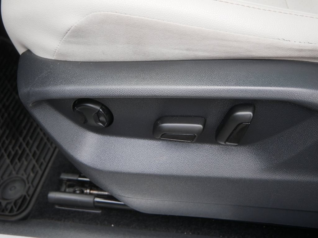 2019 Volkswagen Tiguan 2.0T SEL R-Line